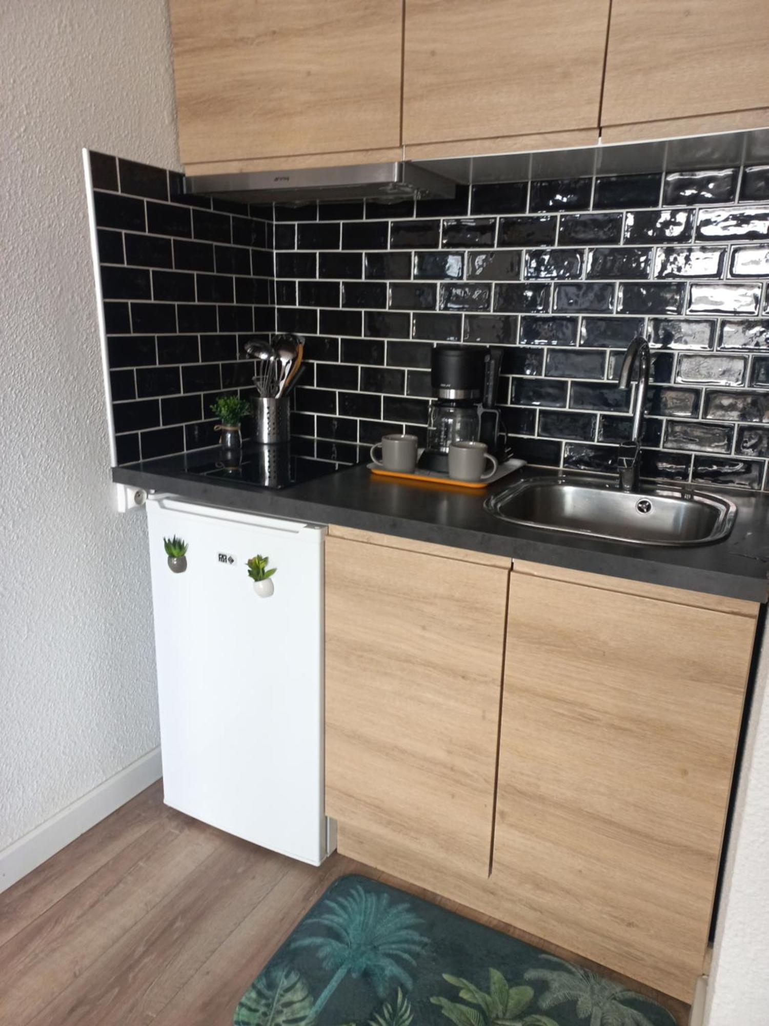 Appartement Bambou Sète Exteriör bild